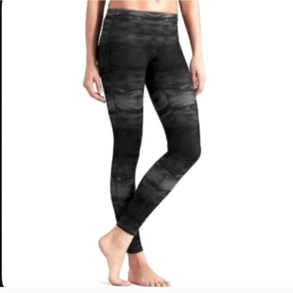 Athleta Pants - Women's Black Tie-Dye Leggings